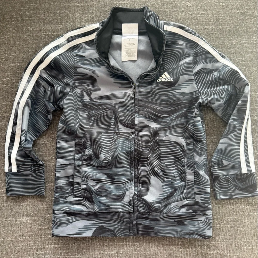 81 Adidas Kids Track Jacket 5 Black Gray White Full Zip Athletic Activewear